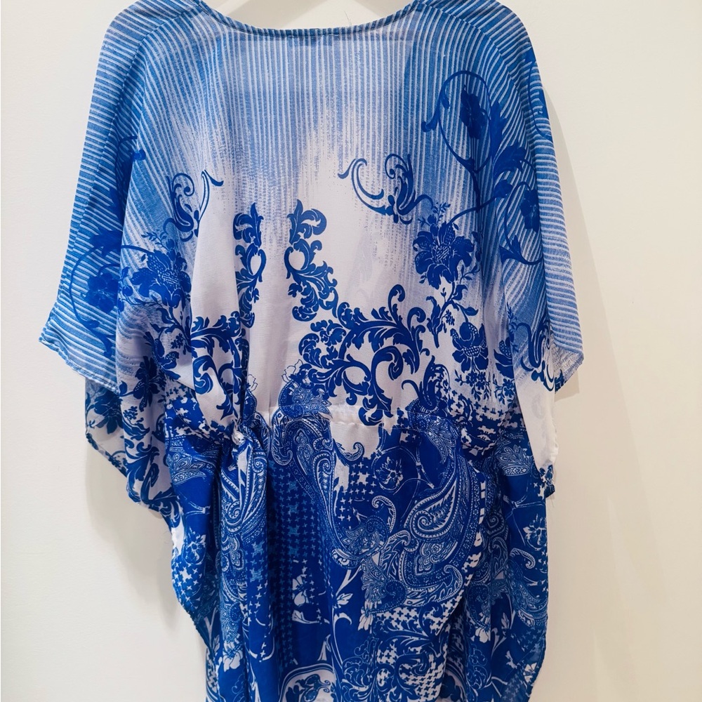 Rise & Bloom Beach/pool cover-up. 
100% poly. A size XL. Large okay too. - Picture 2 of 13